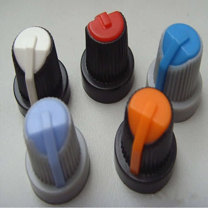 Plastic Snap-in Knob - Bottom Dia: 15mm / H: 16.5